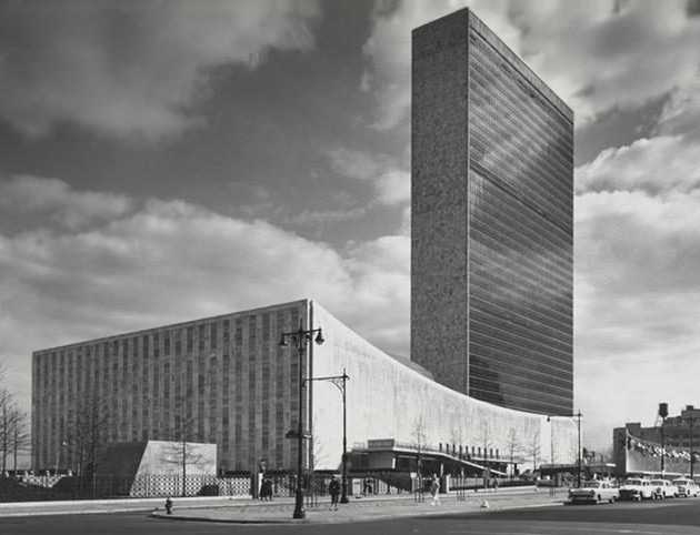 Комплекс Центральных учреждений Организации Объединённых Наций в Нью-Йорке, 1956 год